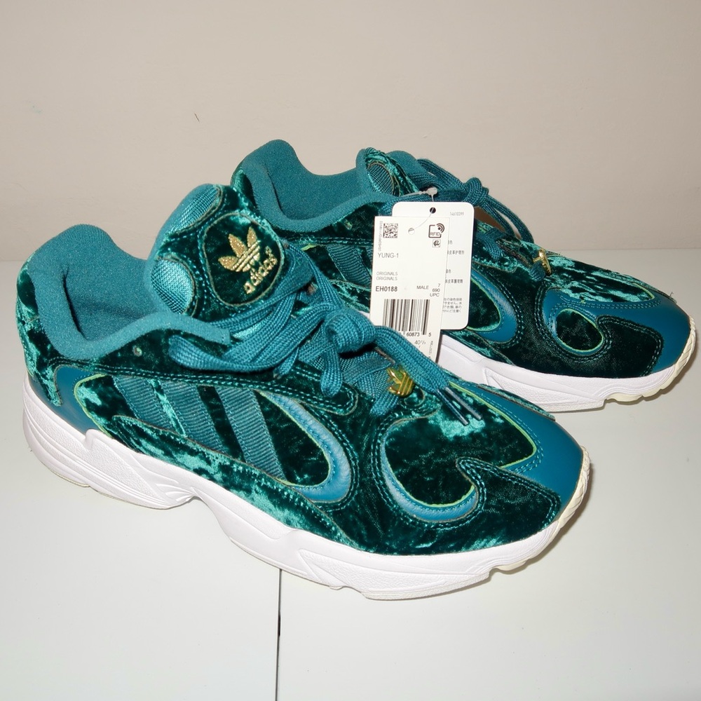 Adidas Velvet Sneakers NWT